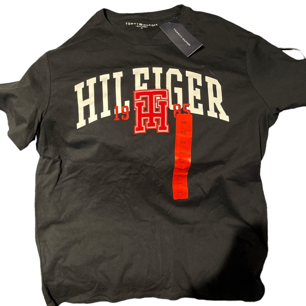 NWT Black, Red and White Tommy Hilfiger T’ shirt. - Picture 1 of 1